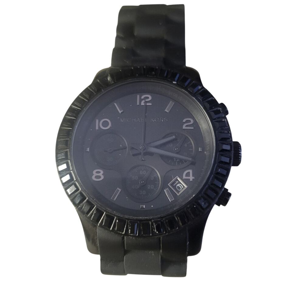 MIchael Kors Watch Model MK 5512 Black Case and Dial Band 6 inches closed